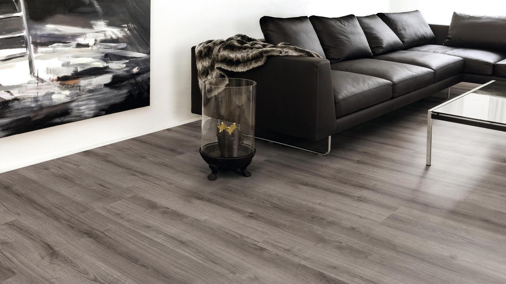 Kaindl V-Groove Evoke Crack Laminate Lifestyle