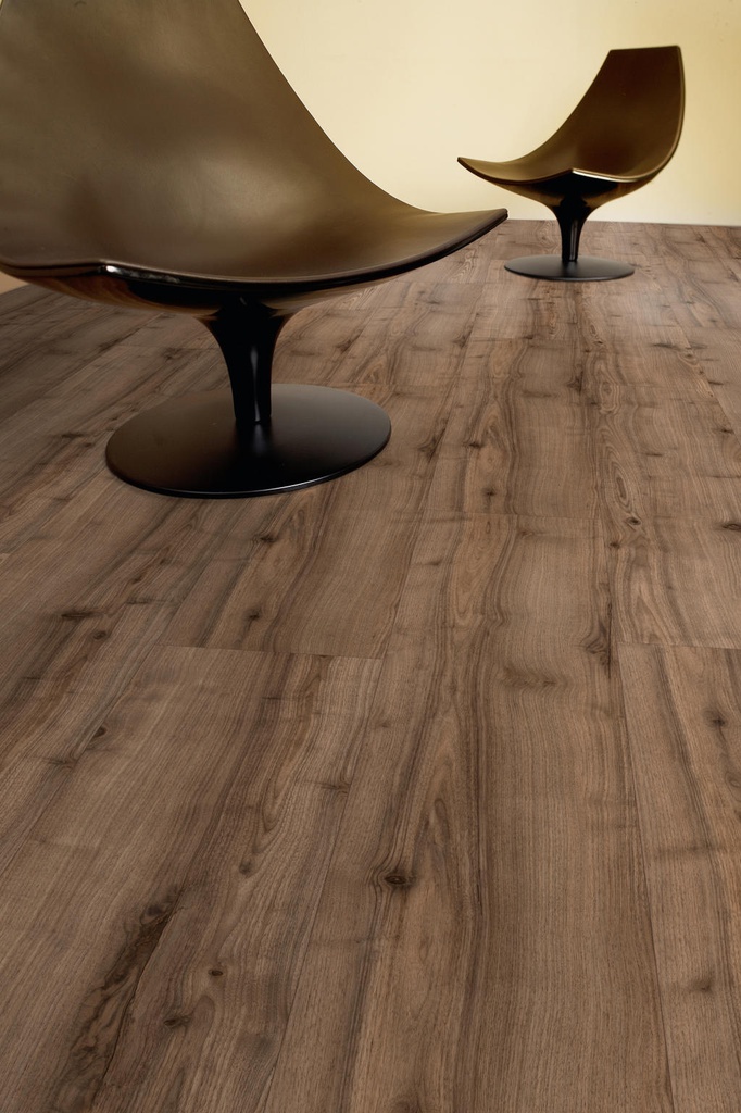 Kaindl Walnut Lago Laminate Room View 1