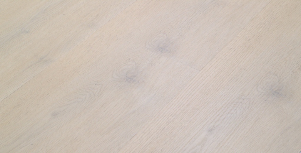 Leno Natura Crotone Vinyl Angle 2